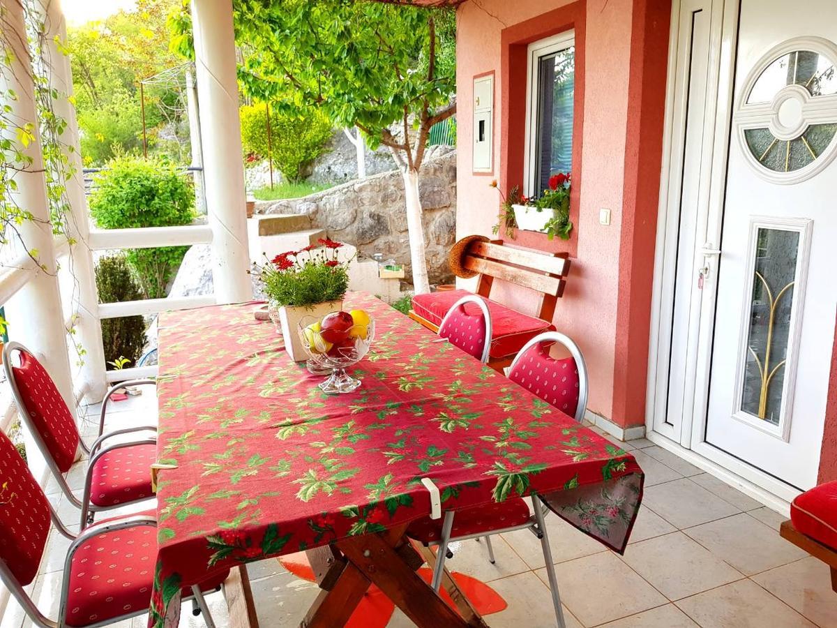 Holiday Village Ostrog Nikšić Bagian luar foto